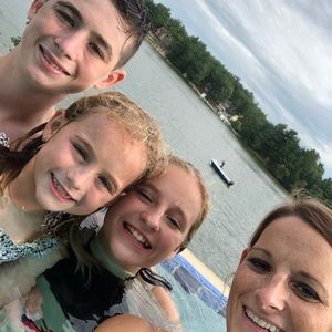 Meet your Posher, Jolene